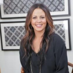 Best and new Sara Evans Country songs listen online.