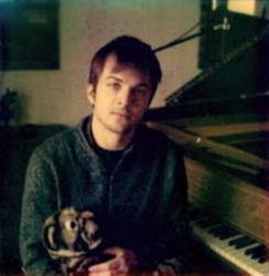 Best and new Nils Frahm Contemporary songs listen online.