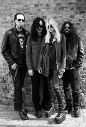 Listen online free The Pretty Reckless He Loves You (Demo), lyrics.