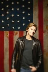Listen online free Dr. Denis Leary I want all Americans on steroids, lyrics.