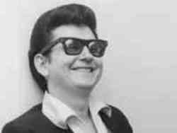 Listen online free Roy Orbison Only the lonely, lyrics.