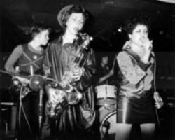 Listen online free X-Ray Spex The Day the World Turned Dayglo, lyrics.
