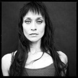Listen online free Fiona Apple I Want To Hold Your Hand, lyrics.
