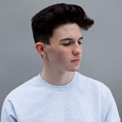 New and best Petit Biscuit songs listen online free.