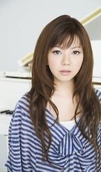 Listen online free Yui Makino Jasmin, lyrics.
