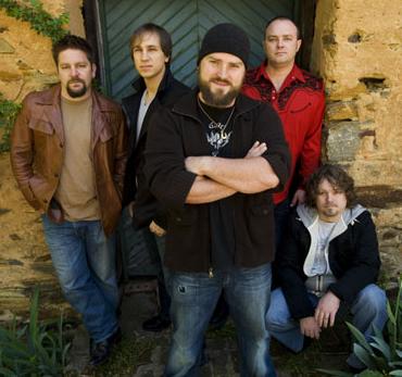 Listen online free Zac Brown Band The Night They Drove Old Dixie Down, lyrics.